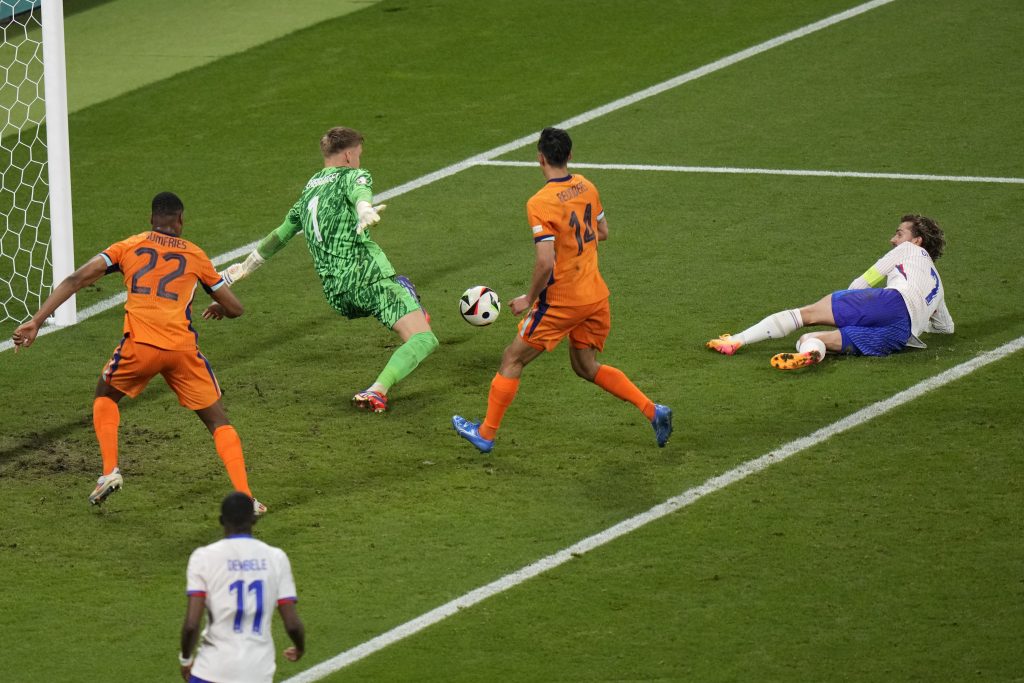 DERBI DANA Počeli vatrometno, a onda zaplašili jedni druge… Imamo prvi meč bez golova na prvenstvu