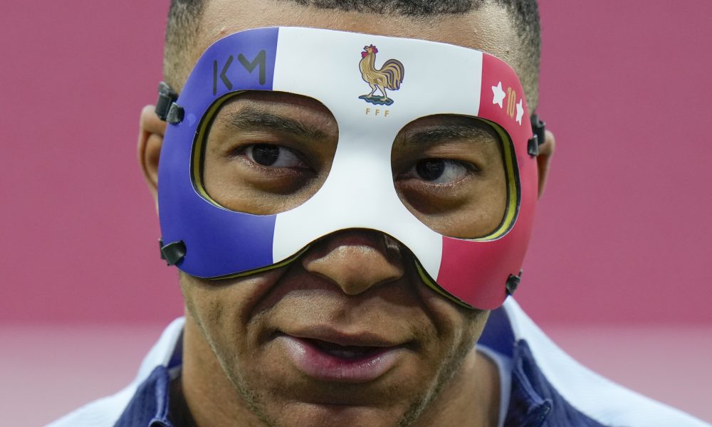 DA LI ĆE MBAPE DA IGRA? Može s maskom, ali ga „koči“ bizarno pravilo
