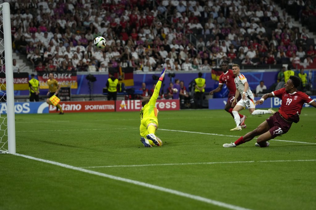 NOVA PROVOKACIJA ALBANACA Ovog puta na utakmici domaćina! Hoće li Nemci i UEFA da ih spreče u slavljenju terorizma? (FOTO)