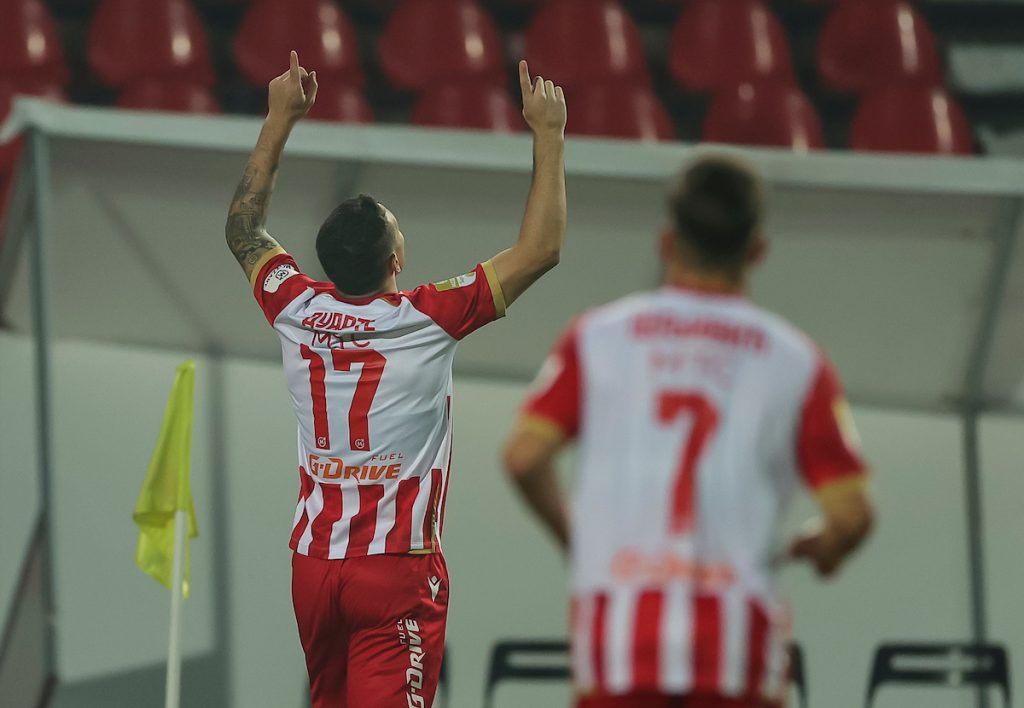 STATISTIKA JE KAO BIKINI Zvezdini stranci efikasni, ali…