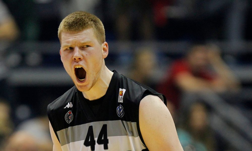 Bertans i Partizan? Ima tu jedna začkoljica… I meri se u stotinama hiljada dolara