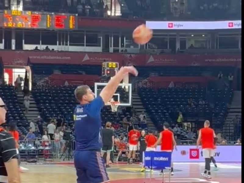 OVO JE ČEKALA CELA SRBIJA Jović trenira sa loptom (VIDEO)