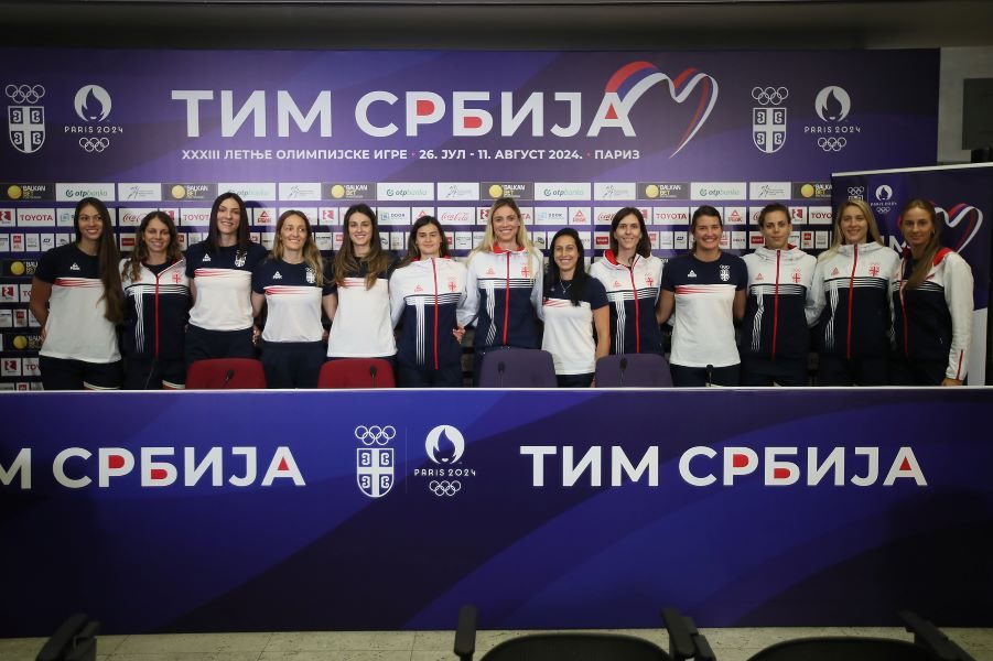 Odbojkašice otputovale u Pariz, a pre poletanja poručile: Svi znate naše ciljeve!