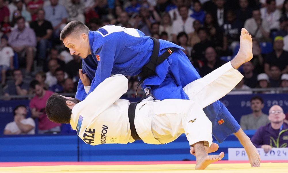 JOŠ ČEKAMO PRVU MEDALJU Tragičan poraz Strahinje Bunčića