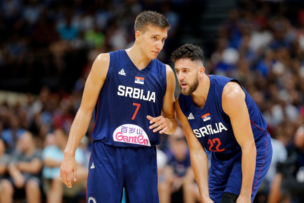 NEK SE SPREMI FRANCUSKA Jokić, Vasa i Bogdan podešavaju „nišanske sprave“ (VIDEO)