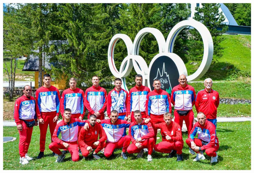 Srpski bokseri bruse formu na Jahorini