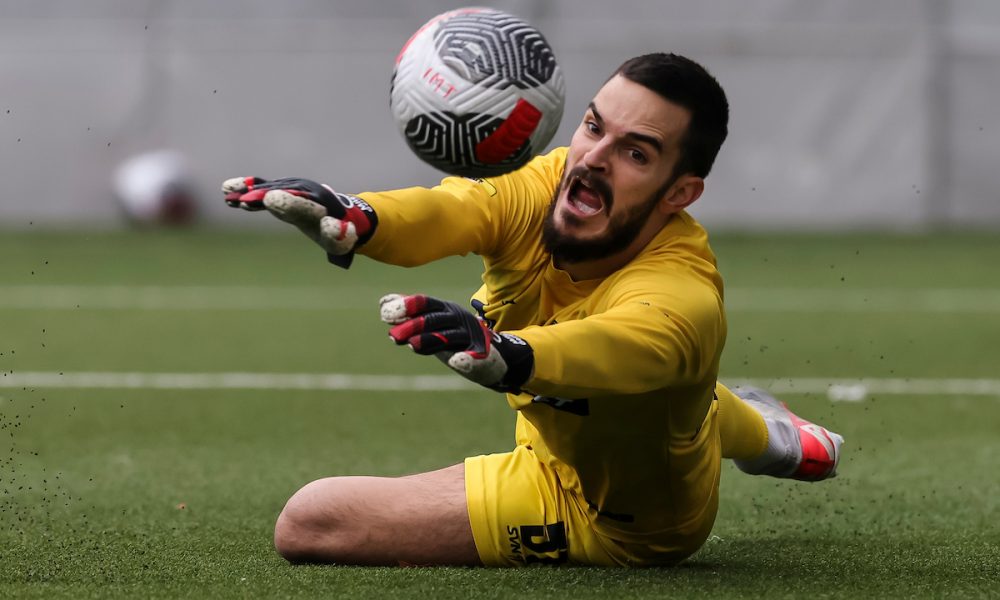 Golman Crvene zvezde Miloš Gordić karijeru nastavlja u Portugaliji (FOTO)