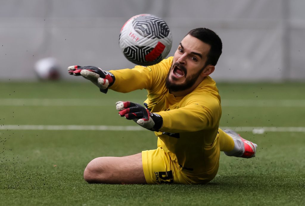 Golman Crvene zvezde Miloš Gordić karijeru nastavlja u Portugaliji (FOTO)