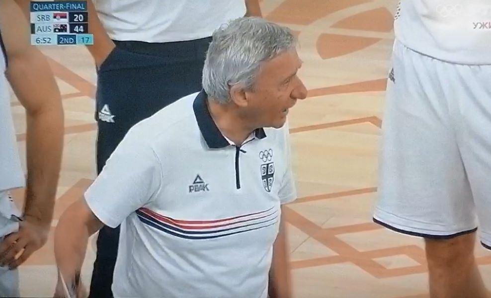 BESAN KAO RIS Pešić vikao na igrače: Udarite malo, pravite faul (VIDEO)