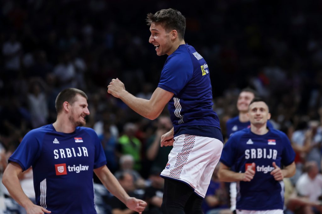 SRBIJO, BUDI PONOSNA Ceo svet je zadivljen igrom evropskog „Drim tima“! Oglasio se nekadašnji NBA košarkaš: Daću sinu ime Nikola Bogdanović (FOTO)