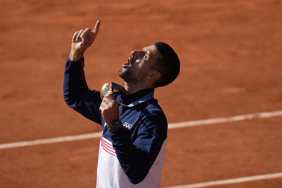 KAKO JE NOLE MOTIVISAO VATERPOLISTE Otkriveno šta je Đoković rekao „delfinima“ na OI!
