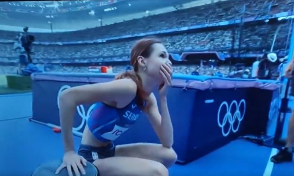 ŠAMPIONSKE SUZE Angelina Topić jača od povrede, stisla zube, pobedila bol i plasirala se u finale (VIDEO)