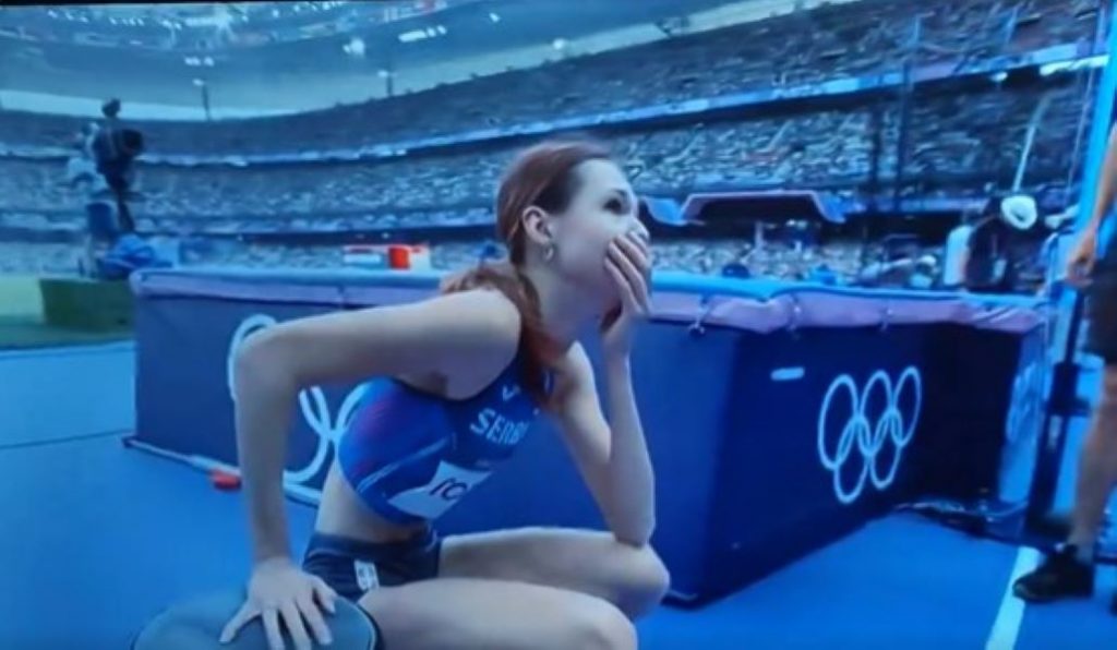 ŠAMPIONSKE SUZE Angelina Topić jača od povrede, stisla zube, pobedila bol i plasirala se u finale (VIDEO)