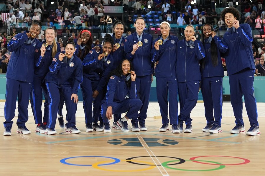 SAD NAJUSPEŠNIJA NACIJA NA OI Američke košarkašice osvojile zlato i prestigle Kinu u foto-finišu!