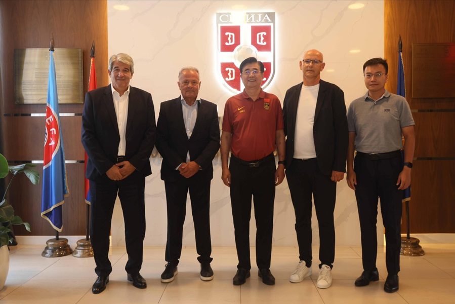 Visoka delegacija Fudbalskog saveza Kine posetila Fudbalski savez Srbije! (FOTO+VIDEO)