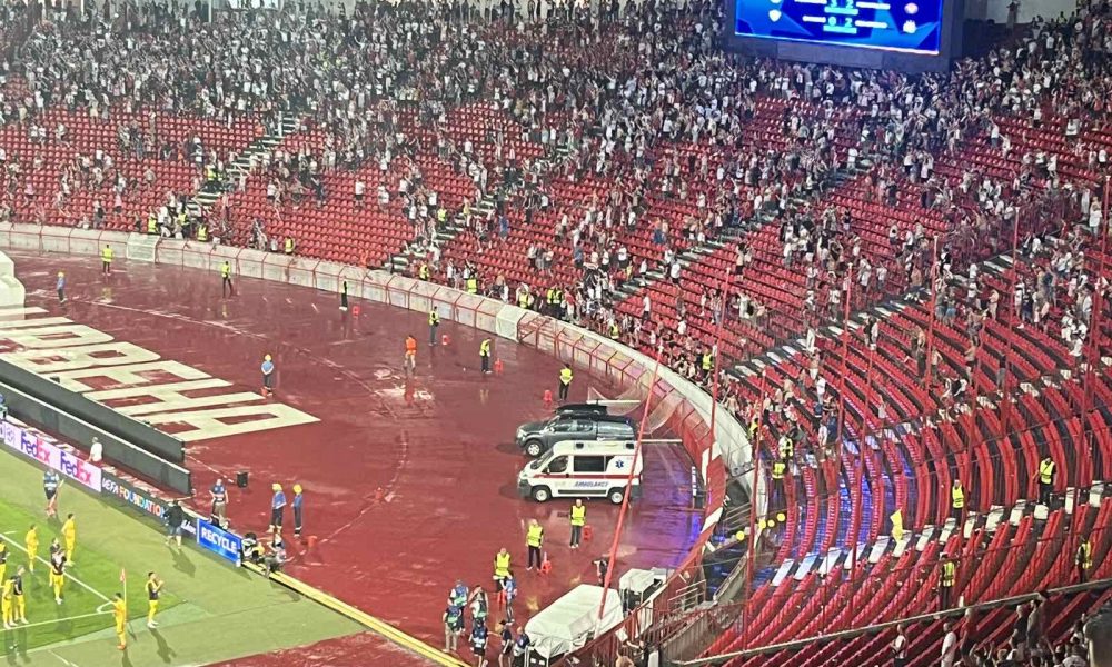 KOME SE ZAHVALJUJU? Fudbaleri Bodo/Glimta prišli da pozdrave navijače, dočekala ih prazna tribina (VIDEO)