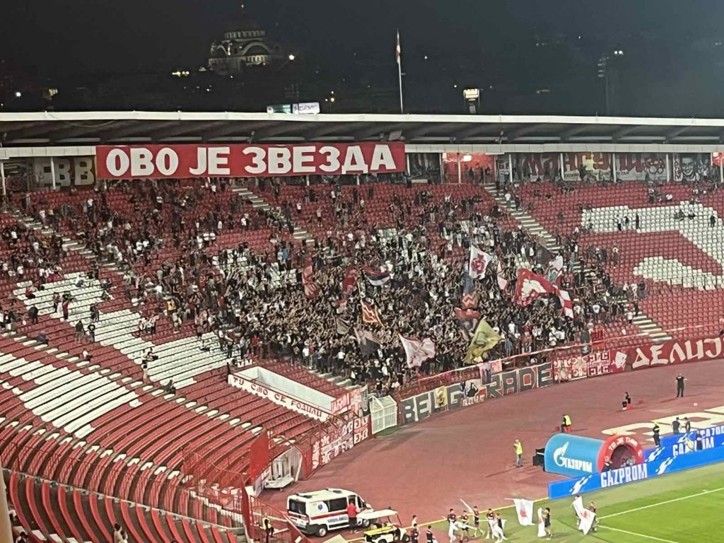 SEVER PAMTI „Delije“ pozdravile svog miljenika u redovima Železničara (VIDEO)
