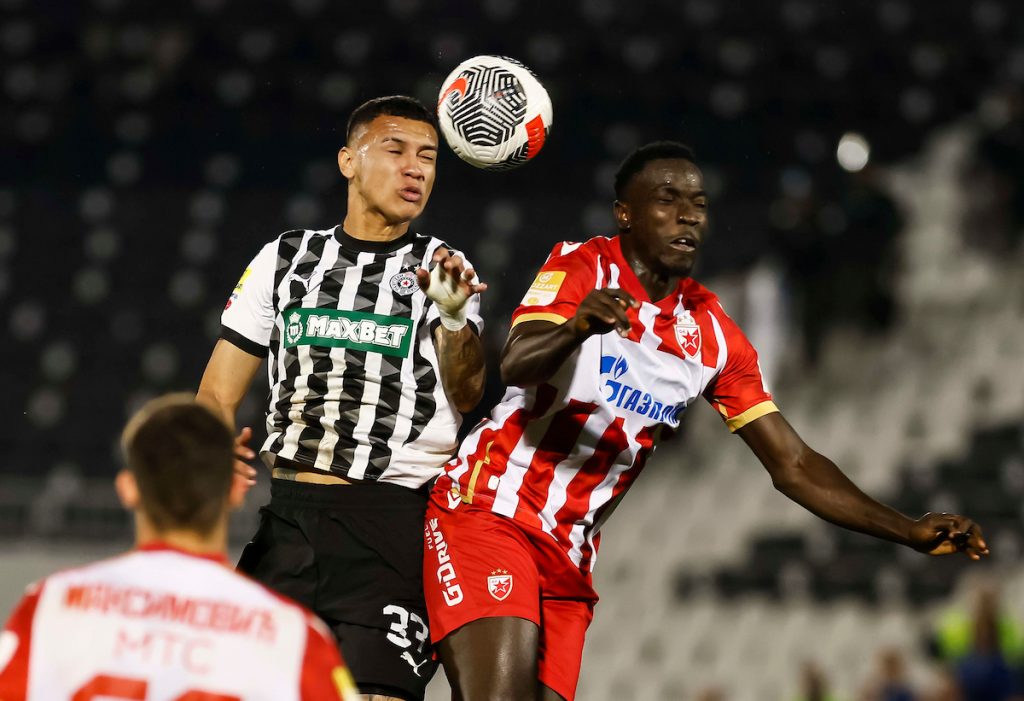 DERBI? NIKAKO, RAZLIKA JE U KLASI! Zvezda uz het-trik Šerifa ponizila Partizan i utišala Humsku posle osam godina – 0:4! (FOTO/VIDEO)