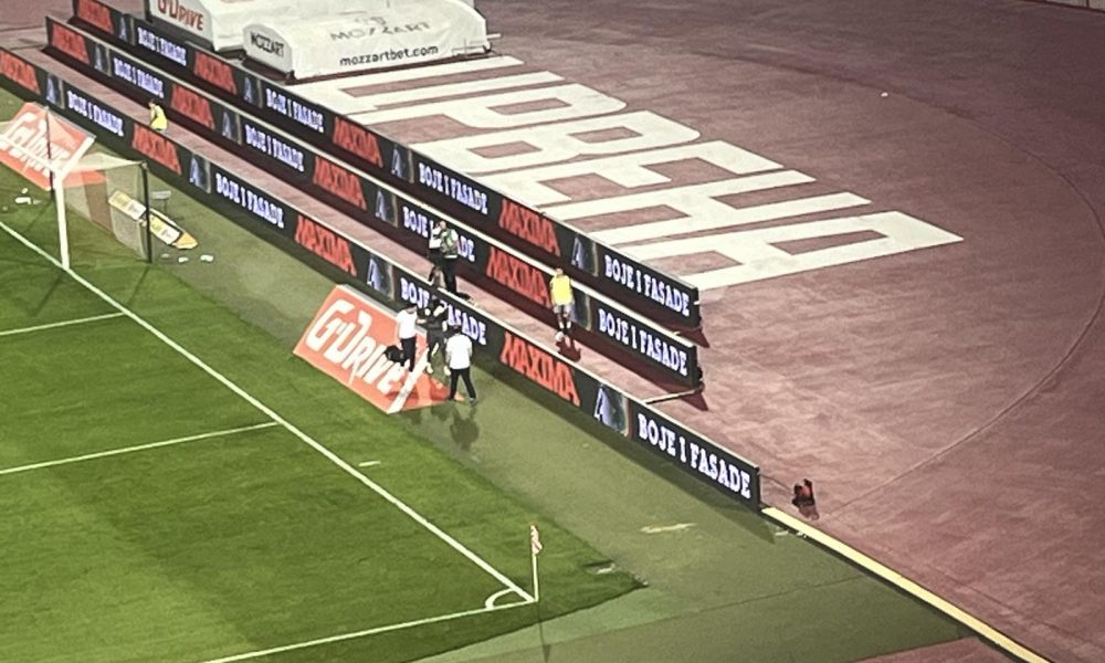 NOVA GLAVOBOLJA ZA MILOJEVIĆA Glazer ponovo povređen, uz pomoć doktora napustio teren (VIDEO)
