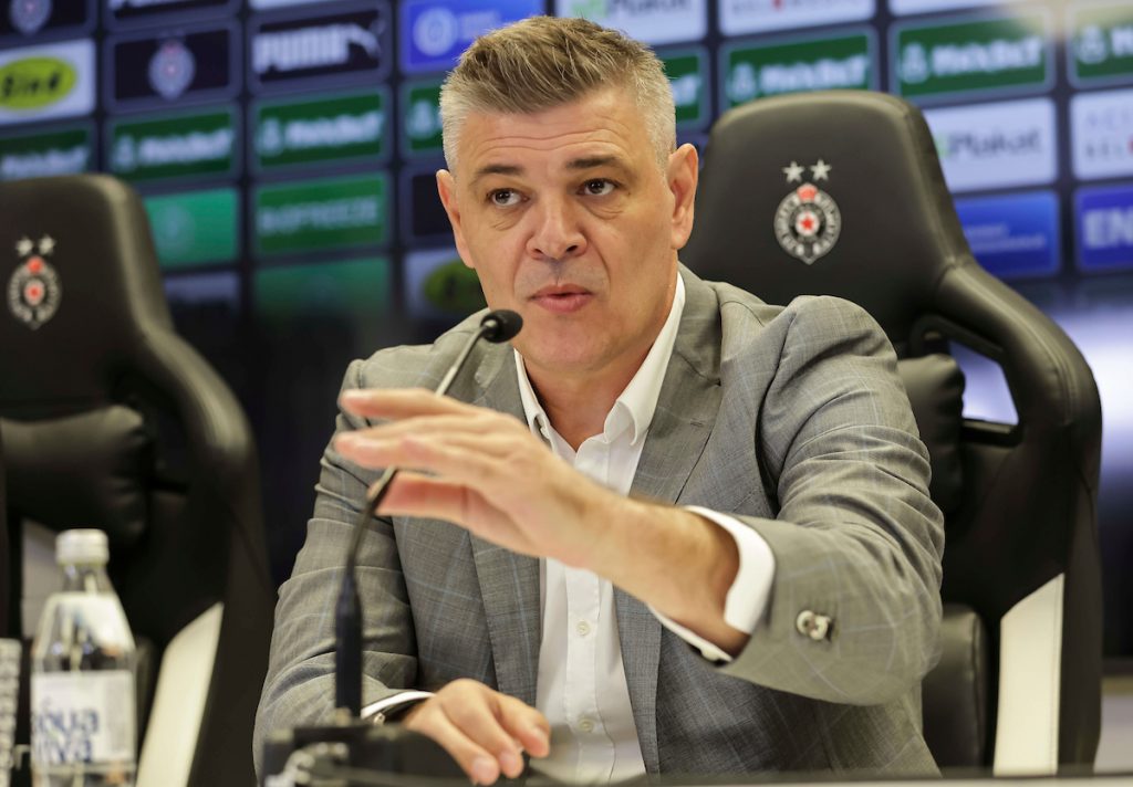 MILOŠEVIĆ PO POVRATKU U HUMSKU: Nikad nisam rekao da neću više da radim u Srbiji! Tabelu neću da gledam do februara, a kamoli da razmišljam o tituli!