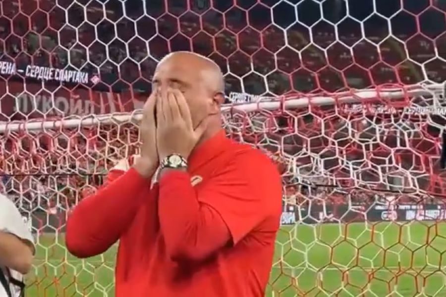 SAVLADALE GA EMOCIJE Stanković nije mogao da zadrži suze zbog skandiranja navijača (VIDEO)