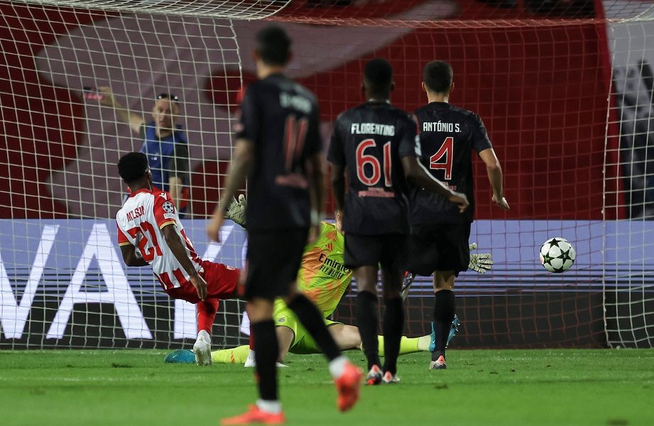 ZVEZDI MALO JEDAN GOL Crveno-beli porazom od Benfike počeli takmičenje u Ligi šampiona! (VIDEO)