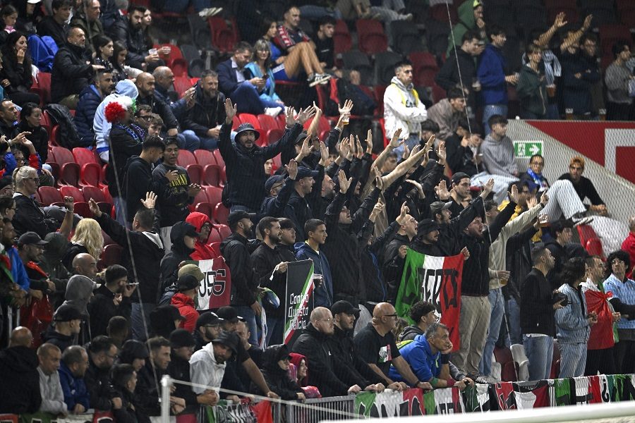 NE MOŽE BEZ POLITIKE O ovome će tek da se priča! Navijači Italije okrenuli leđa tokom himne Izraela