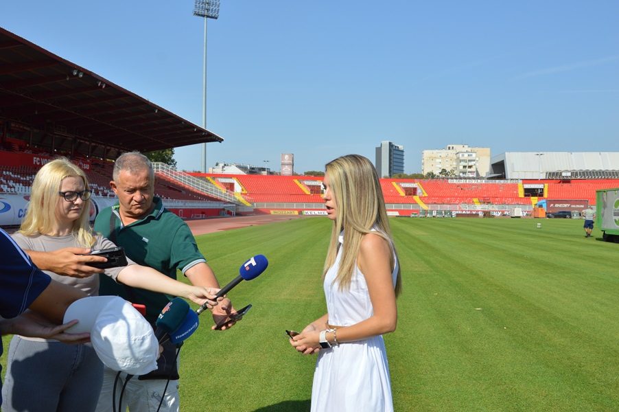VOŠA SE KONAČNO VRAĆA KUĆI Direktorica stadiona „Karađorđe“: Posebno se zahvaljujem FSS na pomoći! Imamo teren po najvišim standardima…