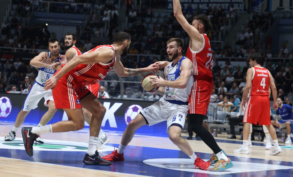 VRAĆA SE ZVEZDA! Dobrić zablistao u odsudnom trenutku, zaostatak crveno-belih više nije tako veliki…