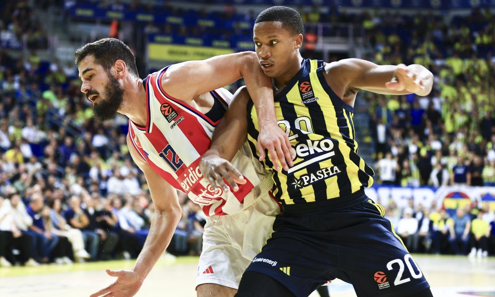 DAUM ČUVA ZVEZDINU PREDNOST Amerikanac fenomenalan u trećoj deonici! Zvezda vratila „+12“ pred završnicu (VIDEO)