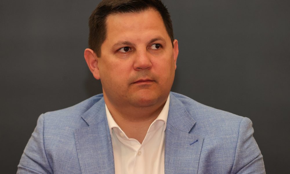 NENAD BOROVČANIN: Nekada su svi na žrebu molili boga da dobiju Srbiju, sada svi žele da je zaobiđu! Lagator je hram boksa i verujem u dobru organizaciju prvenstva Balkana! (VIDEO)