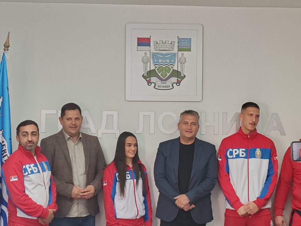 BALKANSKO PRVENSTVO U LOZNICI Srpski bokseri i bokserke spremni da pokažu ko je najbolji u ovom delu Evrope!