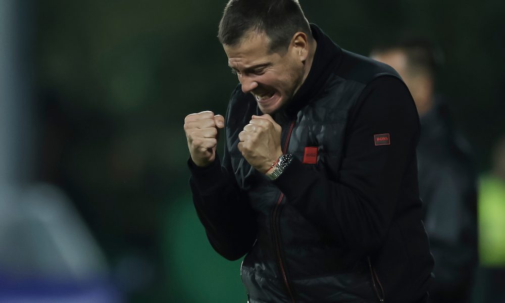 LALATOVIĆ POBESNEO ZBOG UVREDA PUBLIKE, PA PORUČIO U SVOM STILU: Ne mogu da slušam ove dripce ovde! (VIDEO)
