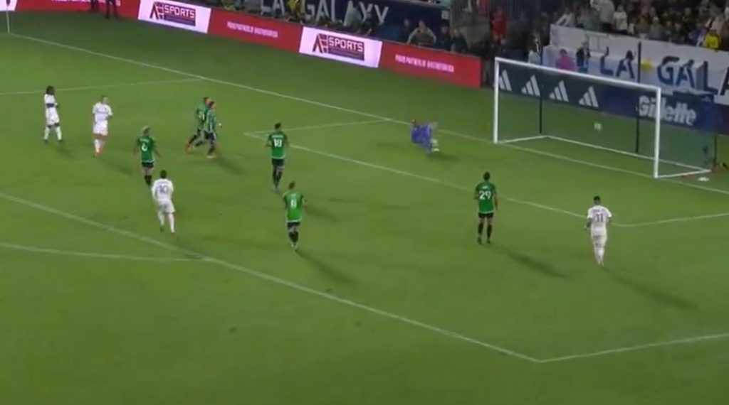 NEMA STAJANJA Joveljić pogodio za pobedu Galaksija! Sada se okreće reprezentaciji (VIDEO)