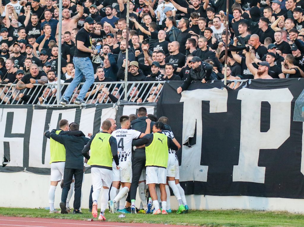 PREOKRET „PARNOG VALJKA“ Partizan ponovo iz prekida došao do gola, jug je „eksplodirao“ (VIDEO)