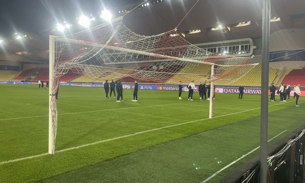 CRVENO-BELI OSETILI TEREN Četa Vladana Milojevića prošetala po stadionu „Luj II“ (VIDEO)