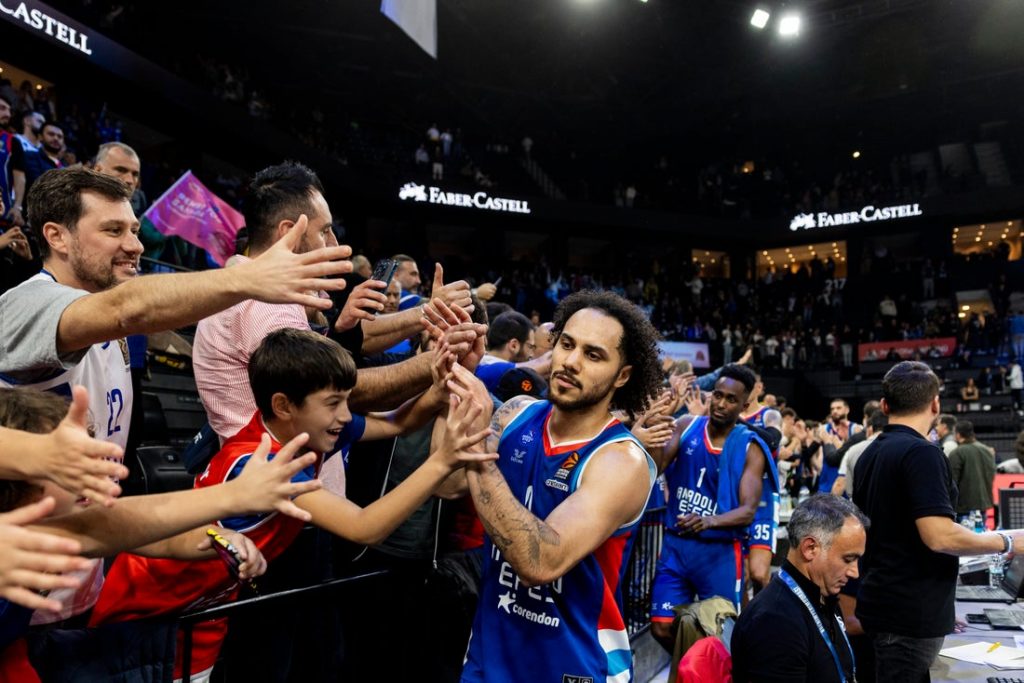 PRED PARTIZANOM JE LAK POSAO U sledećem kolu mu dolazi fenjeraš… Dramu u Istanbulu rešio Larkin