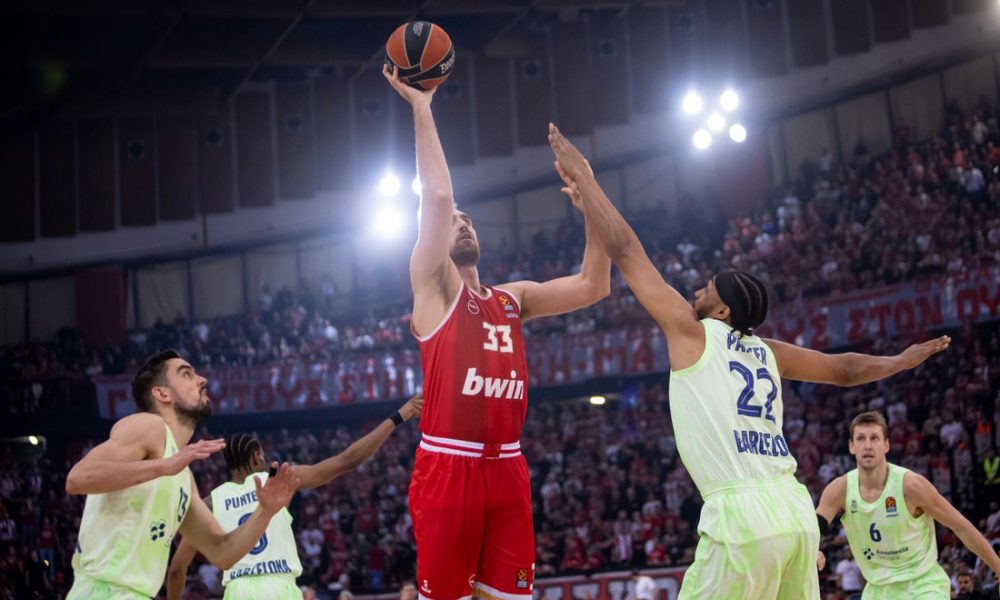 EVROLIGA Real pao u Beogradu, Olimpijakos pregazio Barselonu u derbiju