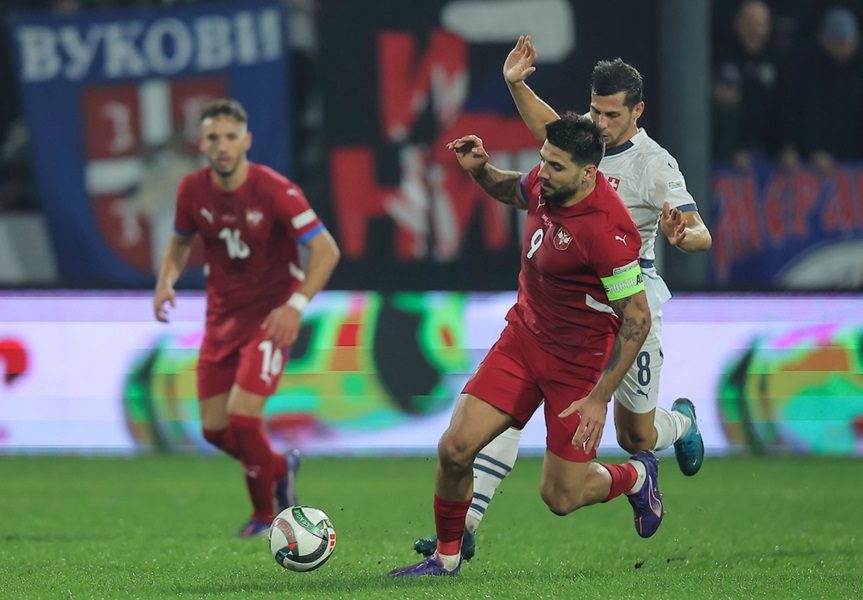 Al Hilal dovodi novog igrača, a Mitrogol konkurenciju, od sume se vrti u glavi