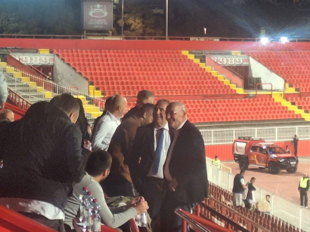 FOTO UBOD Budući predsednik Partizana bodri Novi Pazar na „Karađorđu“