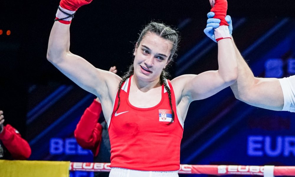 HAJMO, SRPKINJE Anđela, Sara i Kristina danas ulaze u „magični četvorougao“
