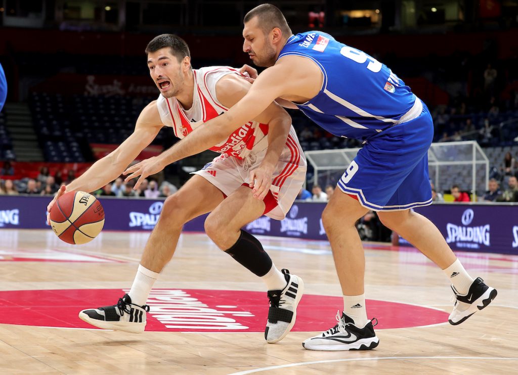 OČAJAN START ZVEZDE U ZADRU Šampion Jadrana primio 30 poena za nepunih osam minuta! Sferopulos zvao dva tajm-auta u prvoj deonici (VIDEO)