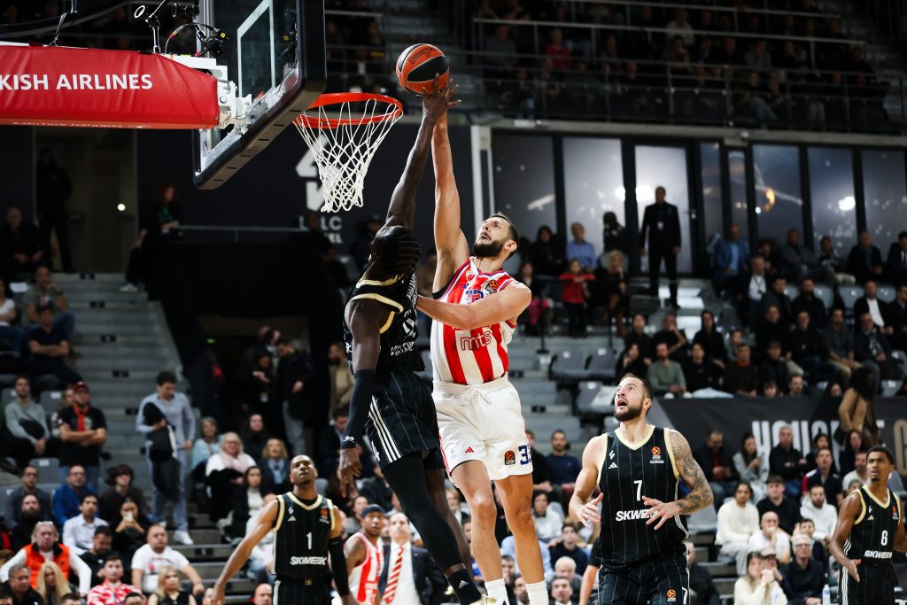 ZVEZDA MORA BOLJE Crveno-beli se muče u Lionu! Asvel ima „+11“ na pauzi (VIDEO)