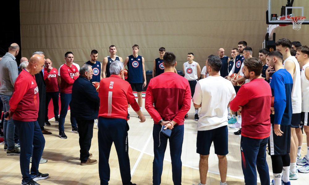 PEŠIĆ POVEO 14 IGRAČA U KOPENHAGEN Dvojica otpala sa spiska! Jedan povređen, drugi prekobrojan