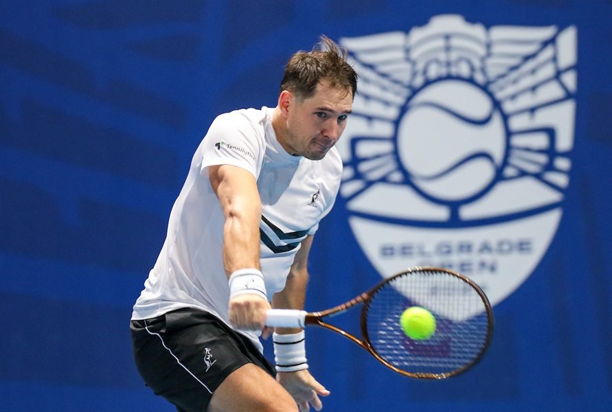 Lajović prokockao tri meč-lopte, pa spasao jednu i prošao u drugo kolo kvalifikacija za Australijan open