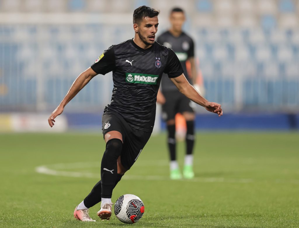 MAJSTORIJA U ANTALIJI Kovač „makazicama“ doveo Partizan u prednost (VIDEO)