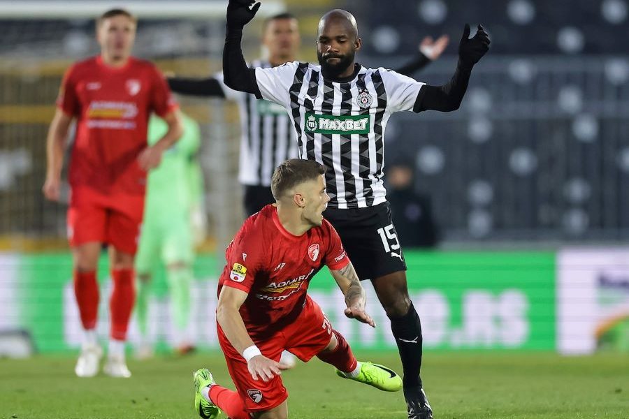 BOD U HUMSKOJ NIKAD NIJE DOVOLJAN Partizan više od dve godine nije ovako prokockao prednost (VIDEO)