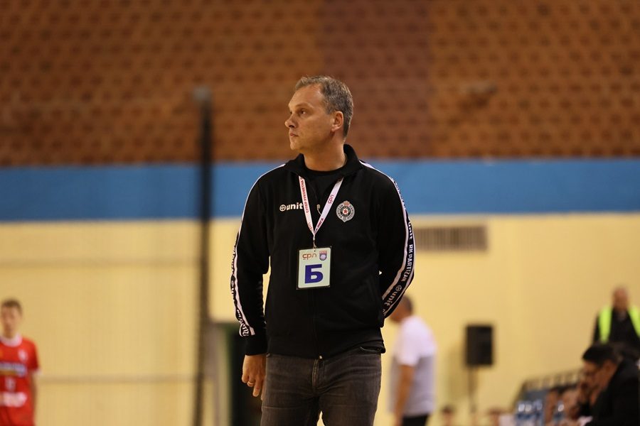 PARTIZAN TRAŽI PRODUŽETAK IMPRESIVNE SERIJE Crno-beli u Kaću jure 10. vezanu pobedu u ligi! (VIDEO)