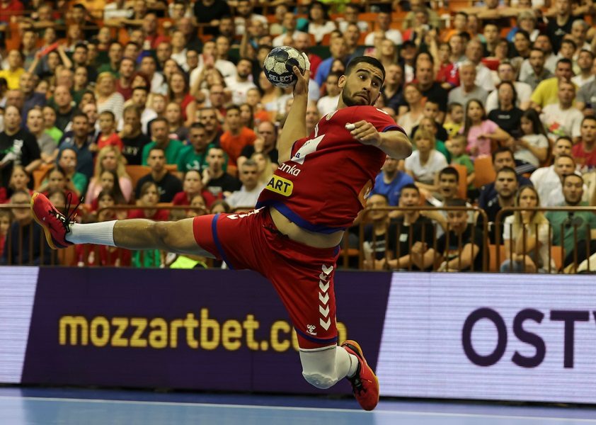 TUČA U SVLAČIONICI Sukobili se srpski i hrvatski rukometaš! Zagreb odmah reagovao