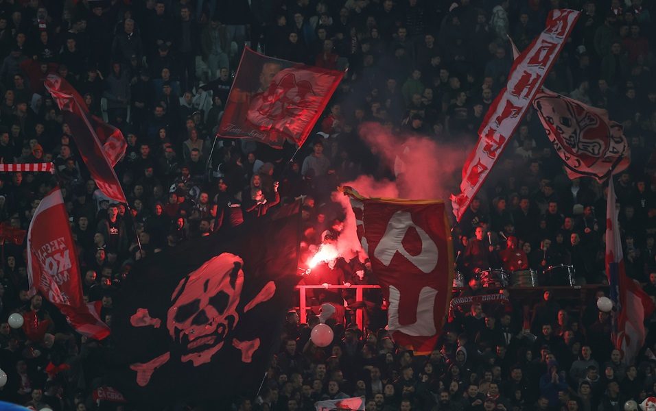 ZVEZDA POZIVA NAVIJAČE „Gde god da si, ponesi šal“ (VIDEO)
